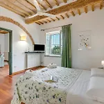 Relaxing Family Podere Delle Rose Pool & Garden 度假居 帕贾尼克