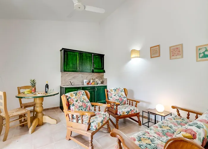 Vakantiehuis Relaxing Family Podere Delle Rose Pool&garden