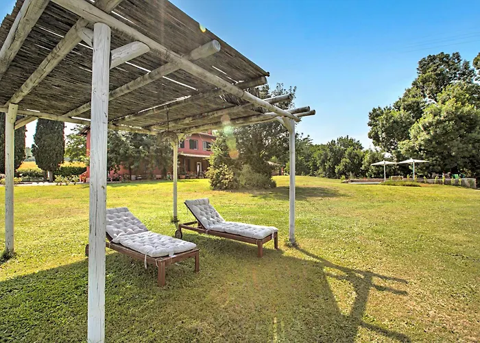 Vakantiehuis Relaxing Family Podere Delle Rose Pool&garden
